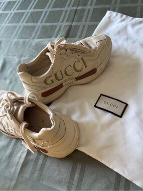 Women’s Gucci Rhyton Sneaker 6.5